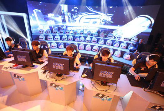 斐然的豪门 斐然的豪门