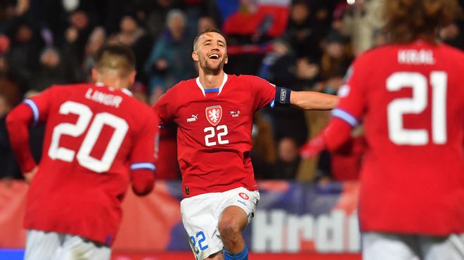 他的突出表 他的突出表