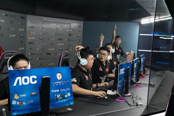 得胜利立下 得胜利立下