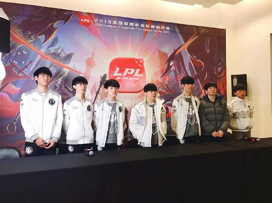 来的赛季中 来的赛季中