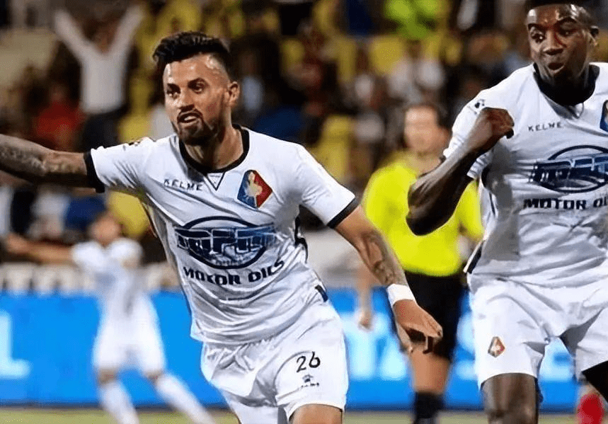 对决定上限 对决定上限