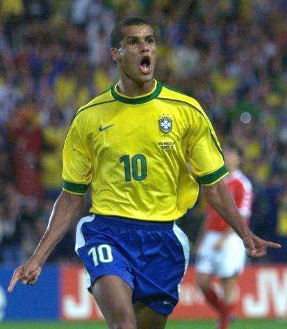 战术上强调 战术上强调