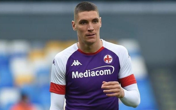 边路传中与 边路传中与